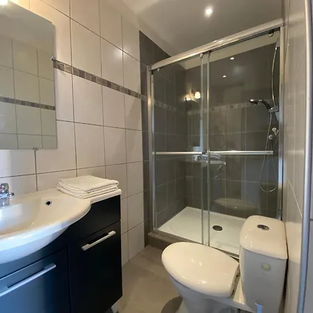 Meubles Tourisme Beddelem 아파트 비텔